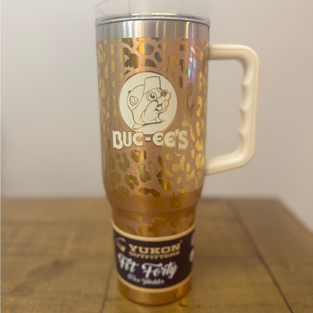Yukon Outfitters x Buc-ee’s 40oz Fit Forty Tumbler – Leopard Print w/ Handle